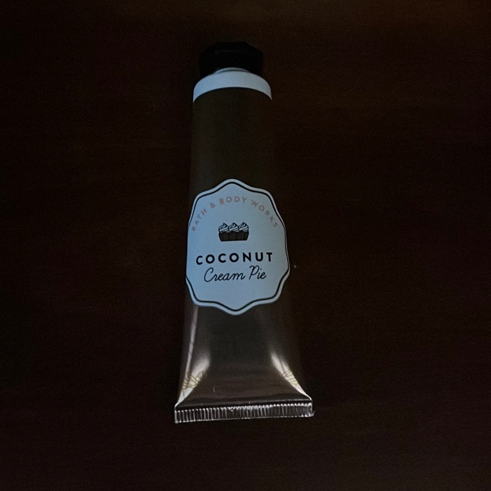 Bath and Body Works Hand Cream: Coconut Cream Pie
